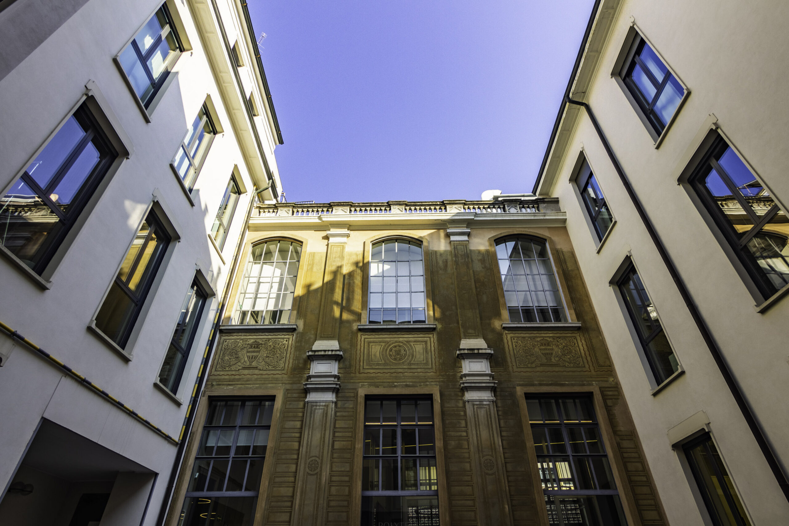 Adigrat Real Estate advisor di Vertical Fashion Srl per la locazione dei nuovi uffici a Milano Adigrat Real Estate advisor di Vertical Fashion Srl per la locazione dei nuovi uffici a Milano